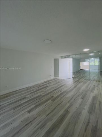 443 NE 195th Street 338, Miami, FL 33179
