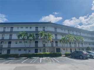 443 NE 195th Street 338, Miami, FL 33179
