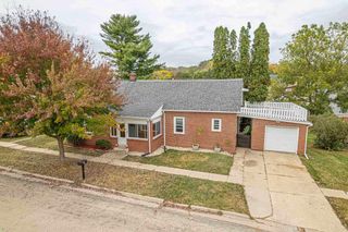 512 4th Avenue, New Glarus, WI 53574