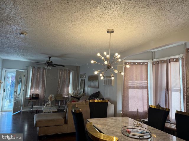 1070 N 31ST ST, Camden, NJ 08105