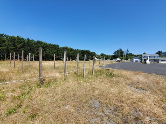 31605 I Street, Ocean Park, WA 98640