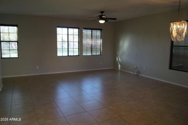 3448 S WREN Drive, Gilbert, AZ 85297