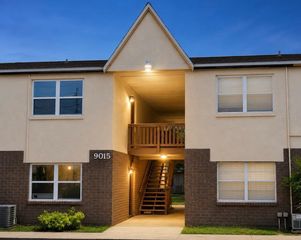9015 WESTCHESTER CIRCLE 34, Tampa, FL 33604