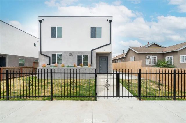 234 E 84th Street, Los Angeles, CA 90003
