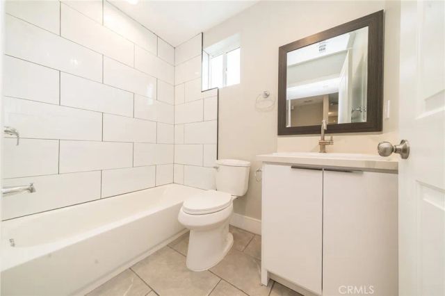 234 E 84th Street, Los Angeles, CA 90003