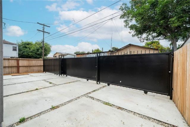 234 E 84th Street, Los Angeles, CA 90003