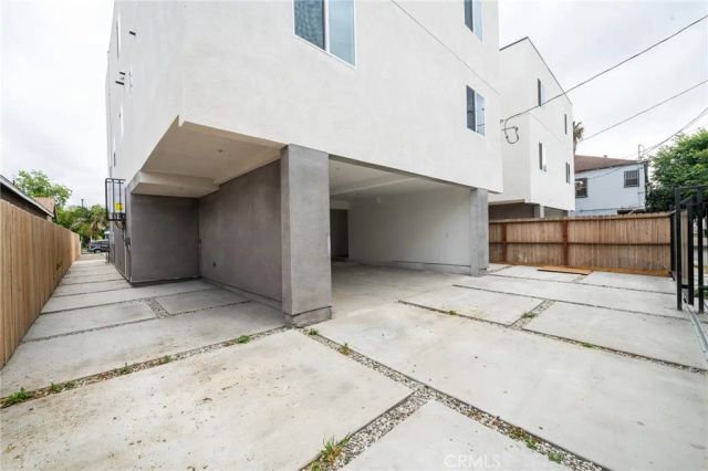234 E 84th Street, Los Angeles, CA 90003