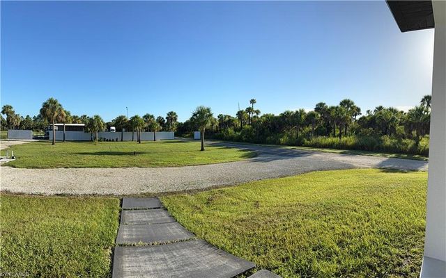 2641 36th AVE SE, Naples, FL 34117