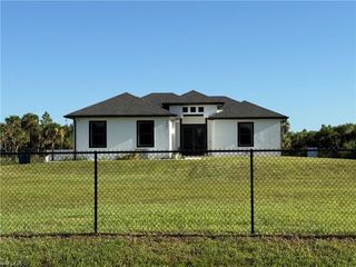 2641 36th AVE SE, Naples, FL 34117