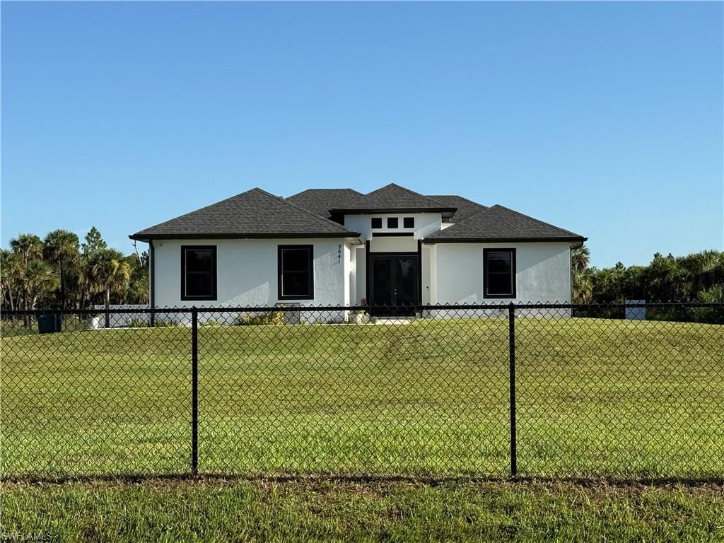 2641 36th AVE SE, Naples, FL 34117