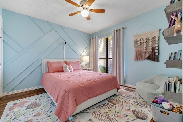 2904 Peninsula Way, Carrollton, TX 75007
