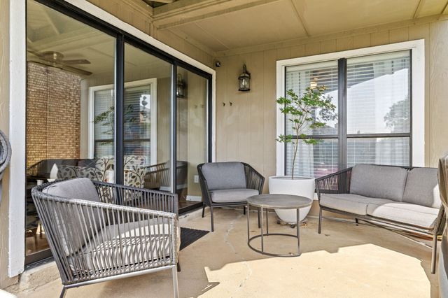 2904 Peninsula Way, Carrollton, TX 75007