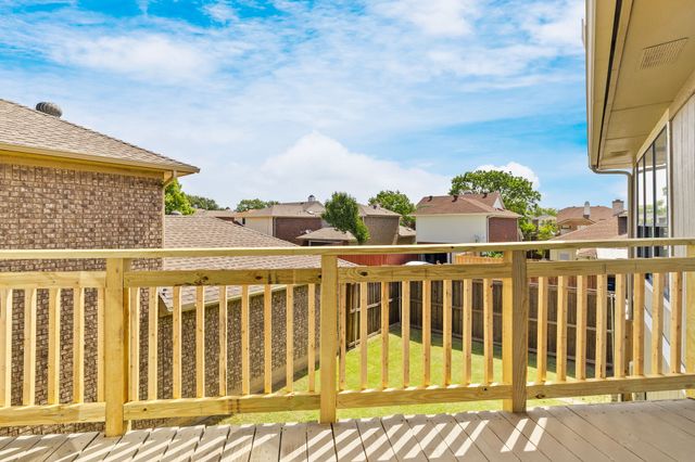 2904 Peninsula Way, Carrollton, TX 75007