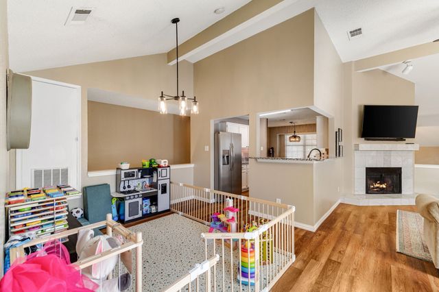 2904 Peninsula Way, Carrollton, TX 75007