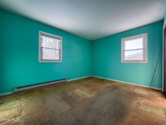 23 Daniel Street, East Greenbush, NY 12144