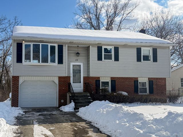 23 Daniel Street, East Greenbush, NY 12144