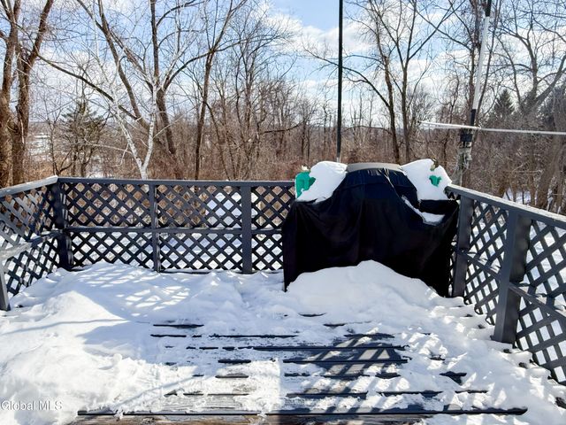 23 Daniel Street, East Greenbush, NY 12144