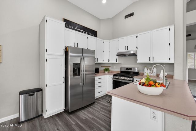 6703 W LINDA Lane, Chandler, AZ 85226