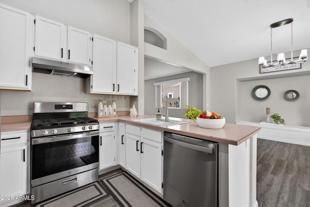 6703 W LINDA Lane, Chandler, AZ 85226