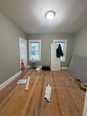 3943 Washington 1, Boston, MA 02131