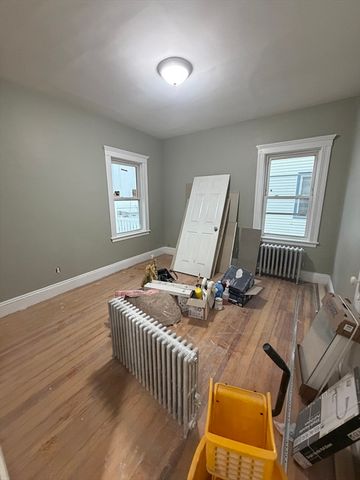 3943 Washington 1, Boston, MA 02131