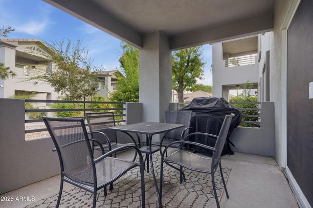 7401 W ARROWHEAD CLUBHOUSE Drive 1012, Glendale, AZ 85308