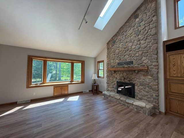 3532 WILDERNESS TRAIL, Suamico, WI 54313