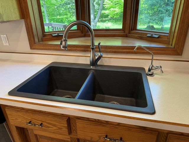 3532 WILDERNESS TRAIL, Suamico, WI 54313