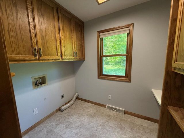 3532 WILDERNESS TRAIL, Suamico, WI 54313