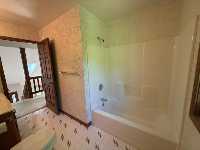 3532 WILDERNESS TRAIL, Suamico, WI 54313