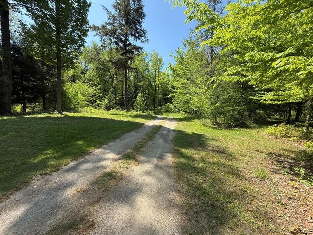 3532 WILDERNESS TRAIL, Suamico, WI 54313