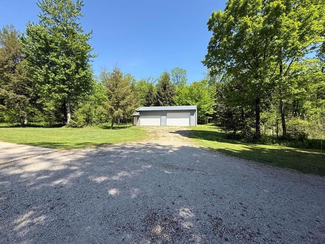 3532 WILDERNESS TRAIL, Suamico, WI 54313