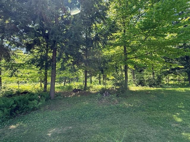 3532 WILDERNESS TRAIL, Suamico, WI 54313