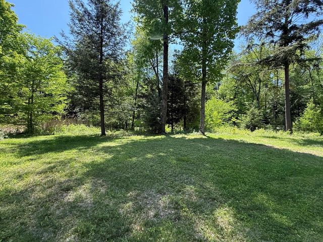 3532 WILDERNESS TRAIL, Suamico, WI 54313