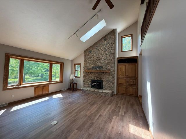 3532 WILDERNESS TRAIL, Suamico, WI 54313