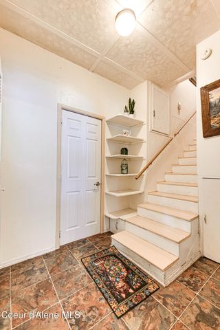 176 King St, Wallace, ID 83873