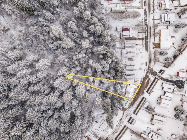 176 King St, Wallace, ID 83873