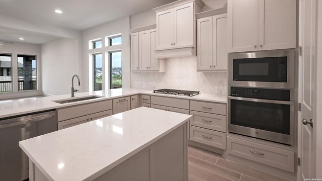 5142 Ellis Way, Schertz, TX 78108