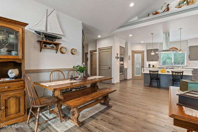 975 W Ohio Match RD, Rathdrum, ID 83858