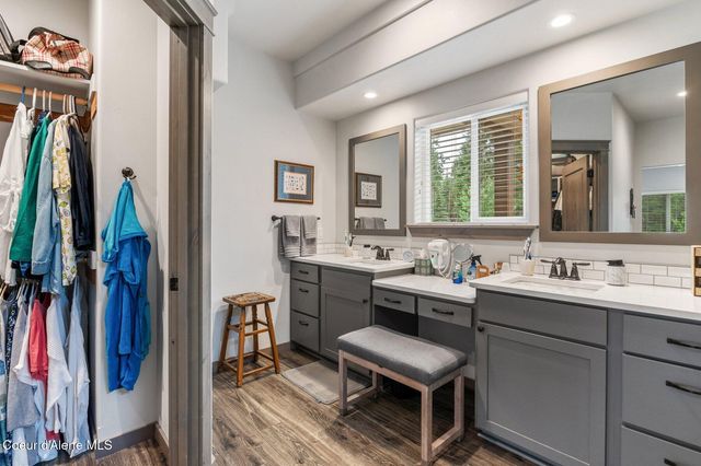 975 W Ohio Match RD, Rathdrum, ID 83858