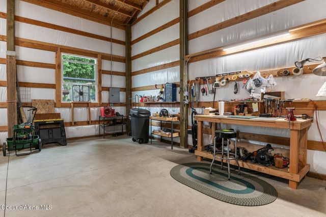 975 W Ohio Match RD, Rathdrum, ID 83858