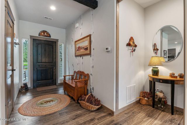 975 W Ohio Match RD, Rathdrum, ID 83858