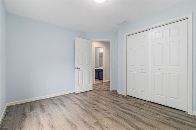 112 Laguna Springs Drive, Woodstock, GA 30188