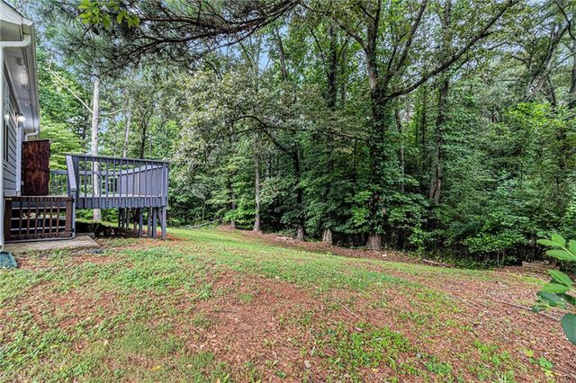 112 Laguna Springs Drive, Woodstock, GA 30188