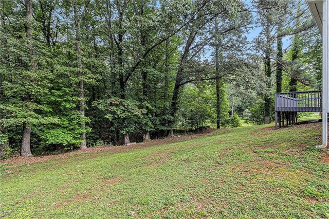 112 Laguna Springs Drive, Woodstock, GA 30188