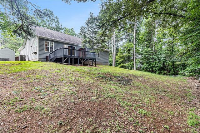 112 Laguna Springs Drive, Woodstock, GA 30188
