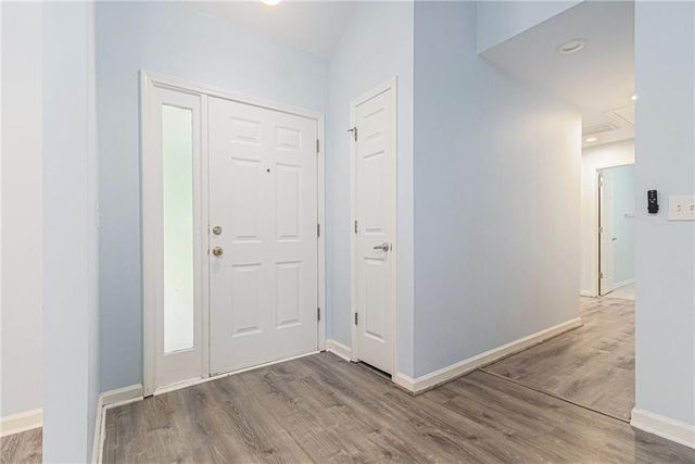 112 Laguna Springs Drive, Woodstock, GA 30188