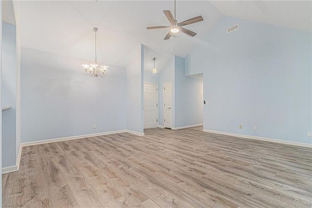 112 Laguna Springs Drive, Woodstock, GA 30188