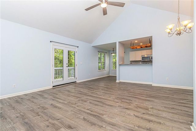 112 Laguna Springs Drive, Woodstock, GA 30188