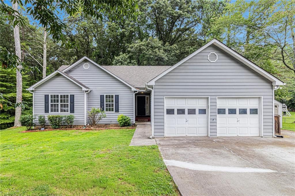 112 Laguna Springs Drive, Woodstock, GA 30188